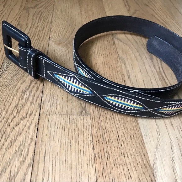 Vintage black leather belt with Aztec vibe  holes from approximately 32-34 - Picture 2 of 7